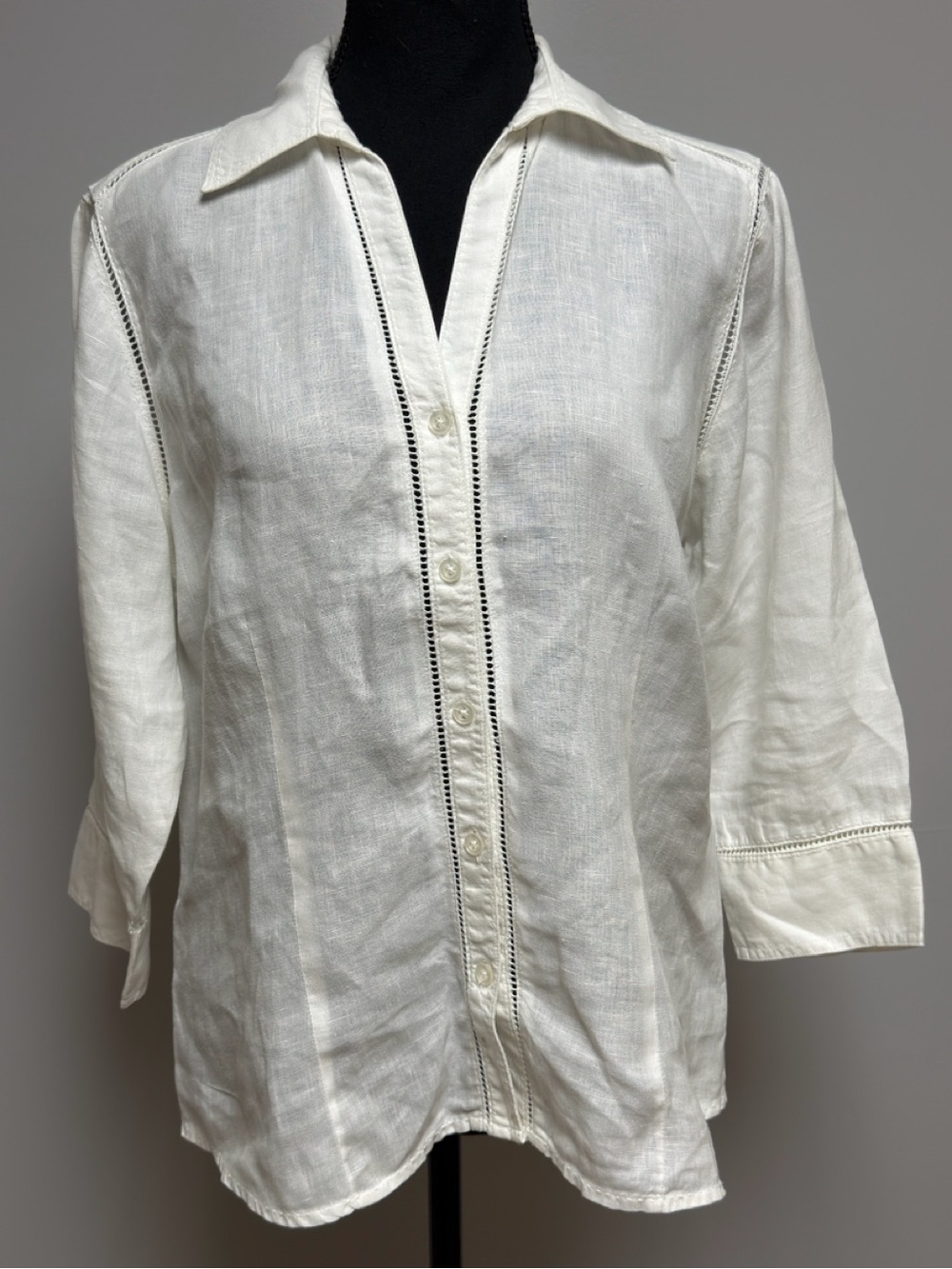 Eddie Bauer White Linen Button Up Shirt Size Medium Lace Trim